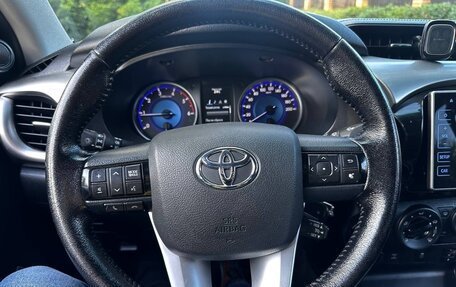 Toyota Hilux VIII, 2016 год, 3 200 000 рублей, 32 фотография