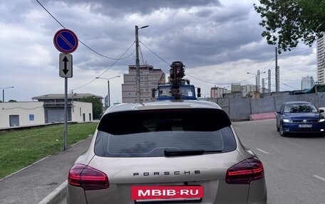 Porsche Cayenne III, 2015 год, 2 700 000 рублей, 4 фотография