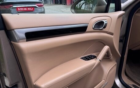 Porsche Cayenne III, 2015 год, 2 700 000 рублей, 17 фотография