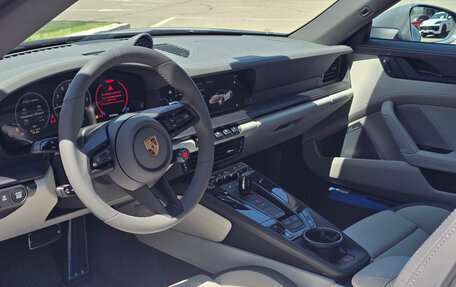 Porsche 911, 2025 год, 29 990 000 рублей, 16 фотография