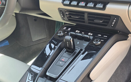 Porsche 911, 2025 год, 29 990 000 рублей, 19 фотография