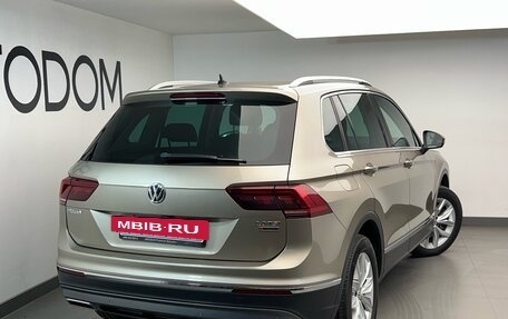 Volkswagen Tiguan II, 2017 год, 2 148 000 рублей, 4 фотография