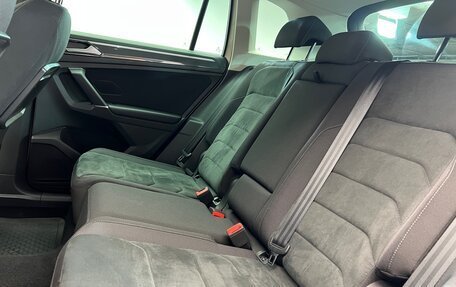 Volkswagen Tiguan II, 2017 год, 2 148 000 рублей, 13 фотография