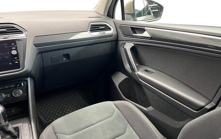 Volkswagen Tiguan II, 2017 год, 2 148 000 рублей, 18 фотография
