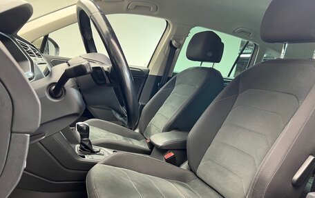 Volkswagen Tiguan II, 2017 год, 2 148 000 рублей, 10 фотография