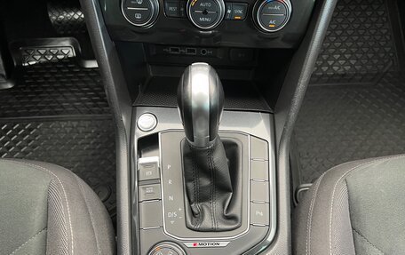 Volkswagen Tiguan II, 2017 год, 2 148 000 рублей, 20 фотография