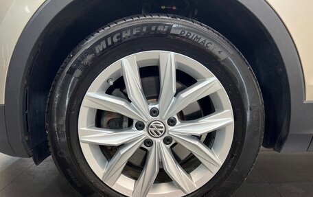 Volkswagen Tiguan II, 2017 год, 2 148 000 рублей, 27 фотография