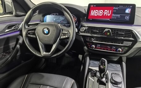 BMW 5 серия, 2020 год, 4 750 000 рублей, 19 фотография