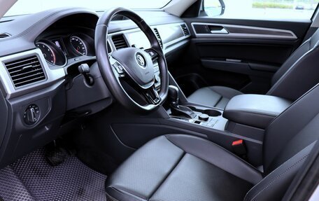 Volkswagen Teramont I, 2018 год, 2 850 000 рублей, 8 фотография