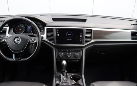 Volkswagen Teramont I, 2018 год, 2 850 000 рублей, 9 фотография