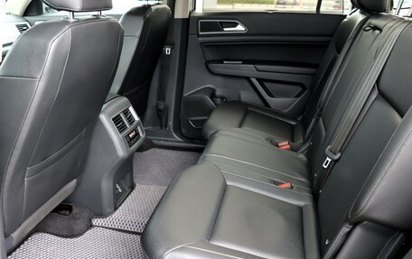 Volkswagen Teramont I, 2018 год, 2 850 000 рублей, 15 фотография