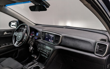 KIA Sportage IV рестайлинг, 2020 год, 2 175 000 рублей, 13 фотография