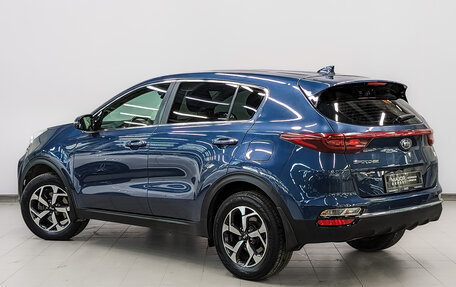 KIA Sportage IV рестайлинг, 2020 год, 2 175 000 рублей, 7 фотография