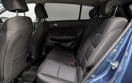 KIA Sportage IV рестайлинг, 2020 год, 2 175 000 рублей, 18 фотография