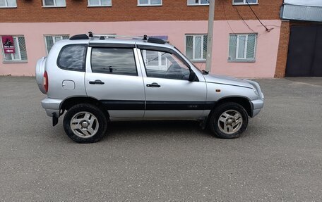 Chevrolet Niva I рестайлинг, 2004 год, 318 000 рублей, 16 фотография