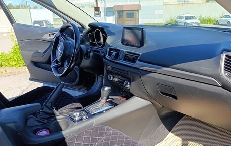 Mazda 3, 2018 год, 1 450 000 рублей, 27 фотография
