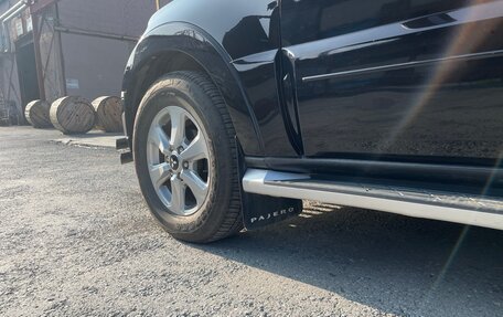 Mitsubishi Pajero IV, 2010 год, 2 400 000 рублей, 23 фотография