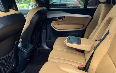 Volvo XC90 II рестайлинг, 2018 год, 3 300 000 рублей, 12 фотография