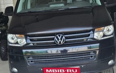 Volkswagen Caravelle T5, 2015 год, 3 150 000 рублей, 10 фотография