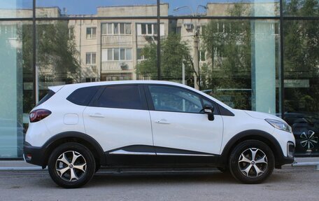 Renault Kaptur I рестайлинг, 2017 год, 1 546 000 рублей, 4 фотография