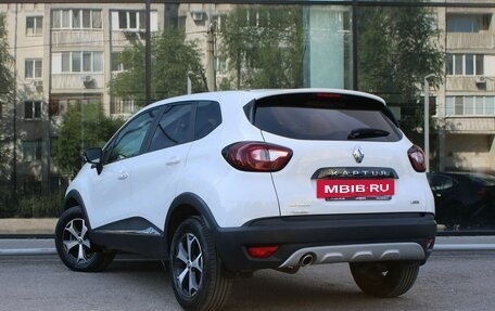 Renault Kaptur I рестайлинг, 2017 год, 1 546 000 рублей, 7 фотография