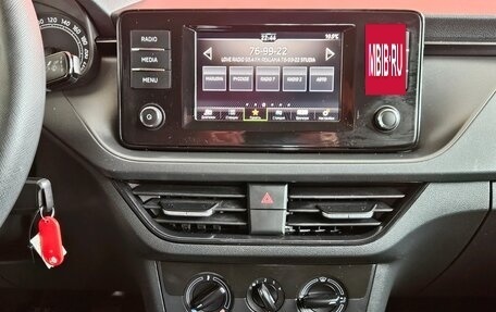 Skoda Rapid II, 2020 год, 1 099 000 рублей, 11 фотография
