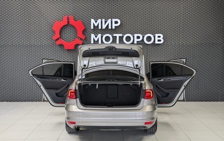 Volkswagen Jetta VI, 2018 год, 1 550 000 рублей, 10 фотография