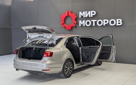 Volkswagen Jetta VI, 2018 год, 1 550 000 рублей, 9 фотография