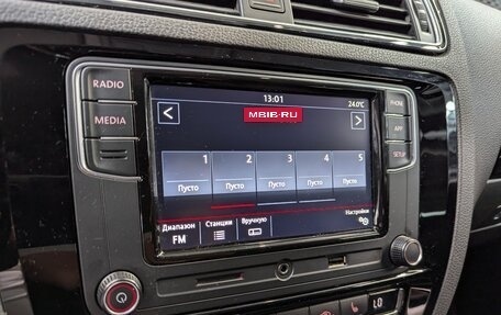 Volkswagen Jetta VI, 2018 год, 1 550 000 рублей, 29 фотография