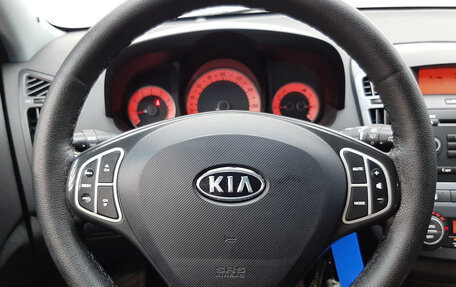 KIA cee'd I рестайлинг, 2009 год, 650 000 рублей, 14 фотография