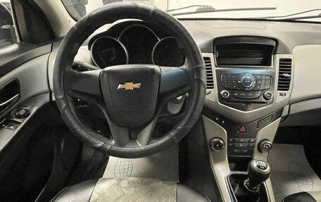 Chevrolet Cruze II, 2012 год, 699 900 рублей, 9 фотография