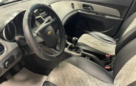 Chevrolet Cruze II, 2012 год, 699 900 рублей, 12 фотография
