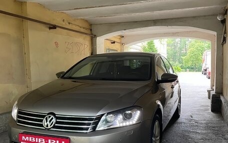 Volkswagen Passat B7, 2012 год, 1 355 000 рублей, 8 фотография