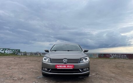 Volkswagen Passat B7, 2012 год, 1 355 000 рублей, 32 фотография