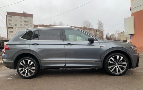 Volkswagen Tiguan II, 2021 год, 3 550 000 рублей, 4 фотография