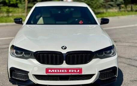 BMW 5 серия, 2018 год, 2 520 000 рублей, 2 фотография