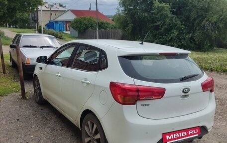 KIA Rio III рестайлинг, 2015 год, 1 100 000 рублей, 14 фотография
