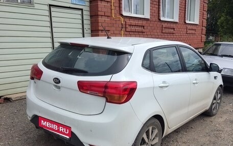 KIA Rio III рестайлинг, 2015 год, 1 100 000 рублей, 13 фотография