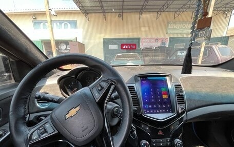 Chevrolet Cruze II, 2011 год, 860 000 рублей, 6 фотография