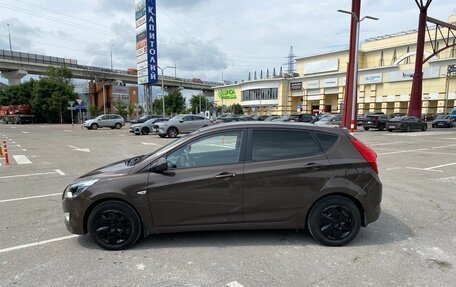 Hyundai Solaris II рестайлинг, 2014 год, 850 000 рублей, 2 фотография