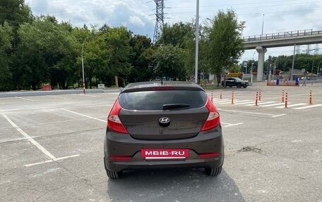 Hyundai Solaris II рестайлинг, 2014 год, 850 000 рублей, 4 фотография