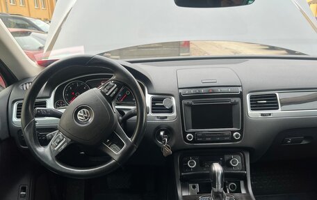 Volkswagen Touareg III, 2016 год, 2 670 000 рублей, 13 фотография