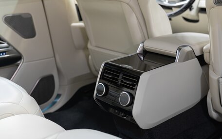 Land Rover Range Rover IV рестайлинг, 2025 год, 23 990 000 рублей, 21 фотография