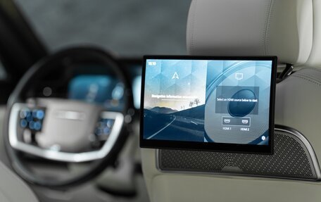 Land Rover Range Rover IV рестайлинг, 2025 год, 23 990 000 рублей, 19 фотография