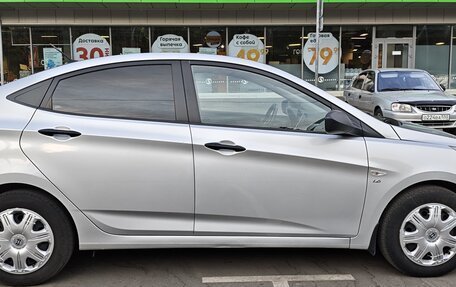 Hyundai Solaris II рестайлинг, 2015 год, 770 000 рублей, 7 фотография