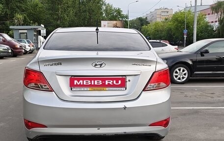 Hyundai Solaris II рестайлинг, 2015 год, 770 000 рублей, 9 фотография