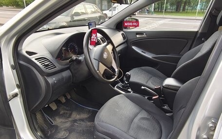 Hyundai Solaris II рестайлинг, 2015 год, 770 000 рублей, 2 фотография