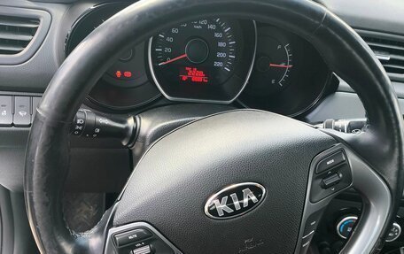 KIA Rio III рестайлинг, 2016 год, 945 000 рублей, 3 фотография