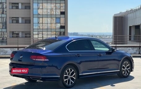 Volkswagen Passat B8 рестайлинг, 2018 год, 1 990 000 рублей, 5 фотография