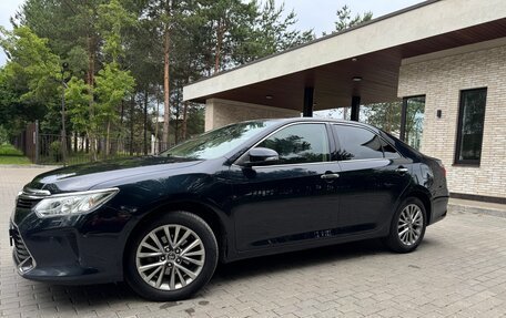 Toyota Camry, 2015 год, 2 050 000 рублей, 11 фотография